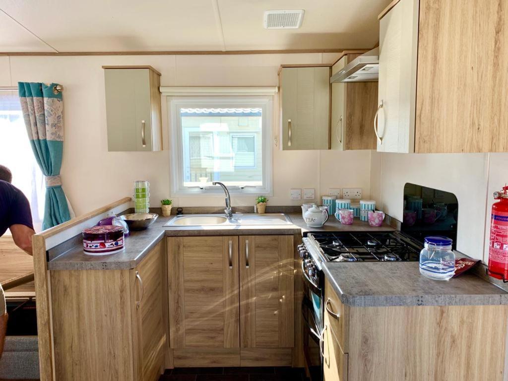Shorefield Country Park, Where The New Forest Meets The Sea, Passes For All Entertainment Included Milford on Sea Extérieur photo
