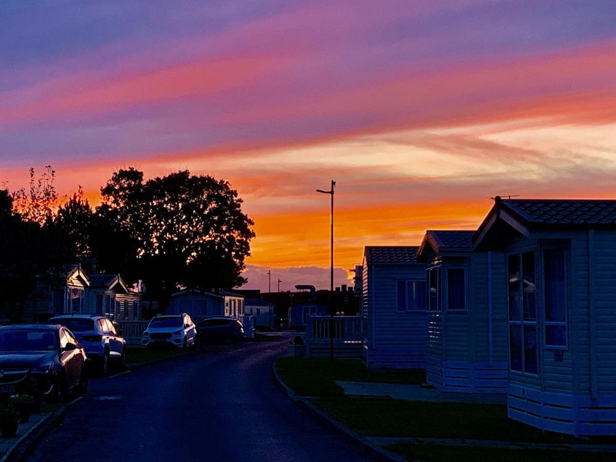 Shorefield Country Park, Where The New Forest Meets The Sea, Passes For All Entertainment Included Milford on Sea Extérieur photo